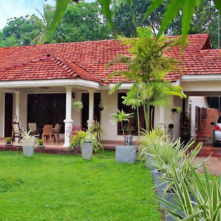 Coco Home Негомбо Екстериор снимка